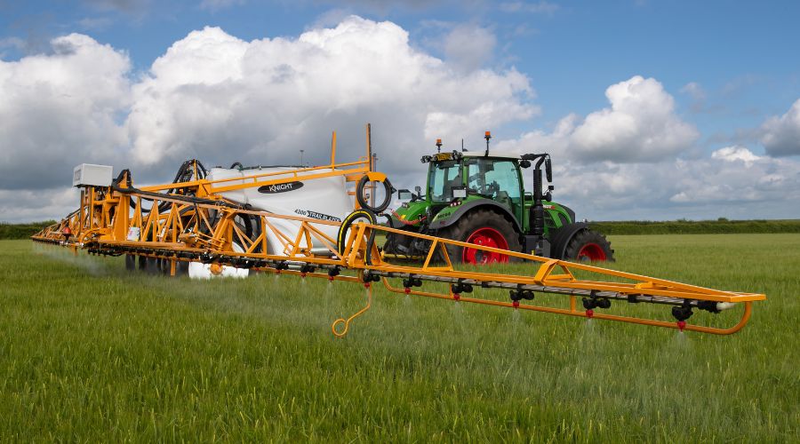 Knight Contour Master boom levelling system